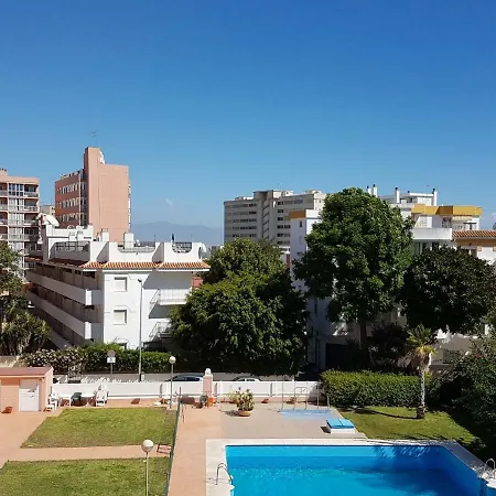Comodo Apartamento Para 4 En El Centro Torremolinos