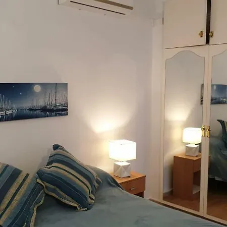 Comodo Apartamento Para 4 En El Centro Torremolinos